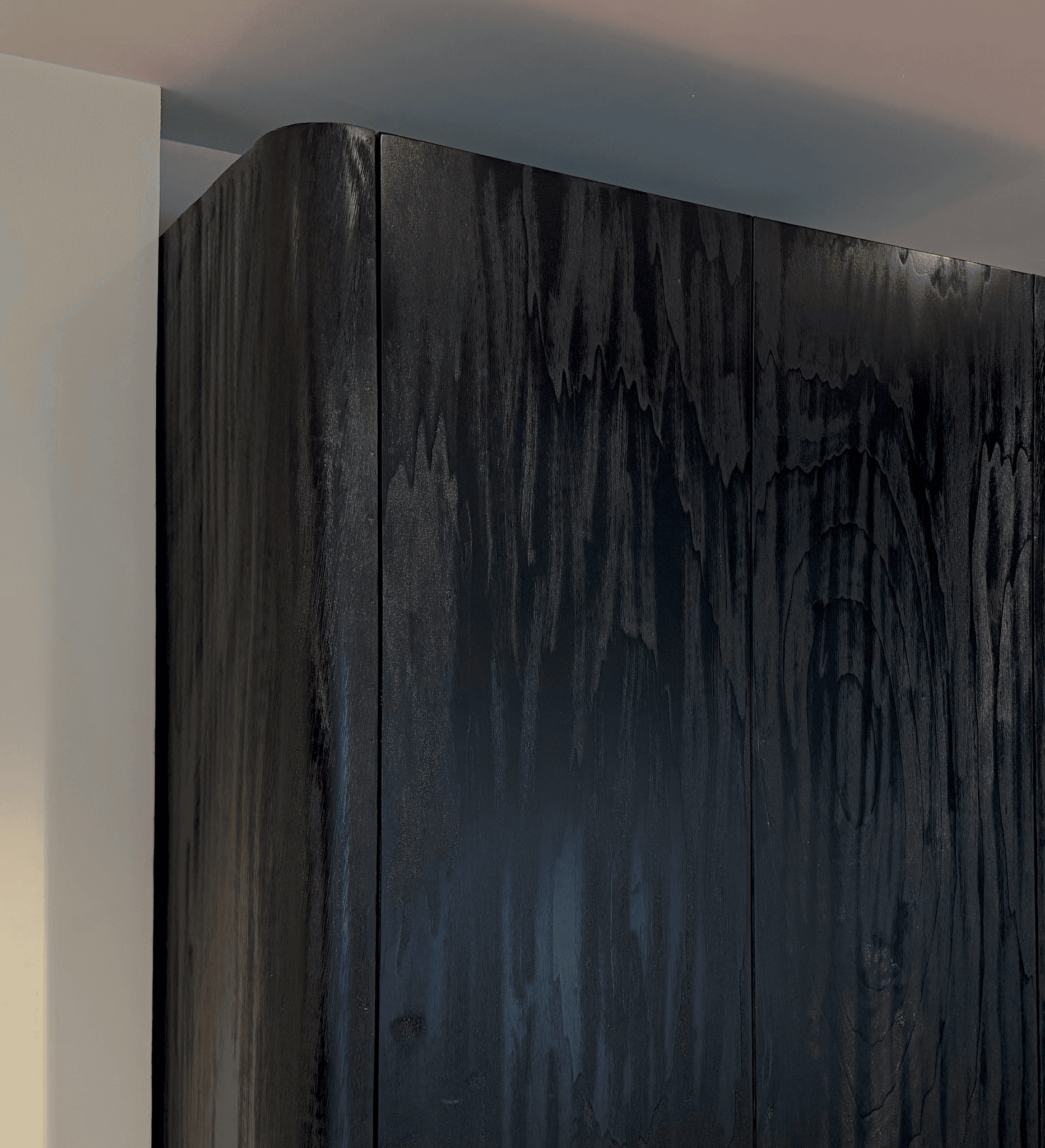 Armario Monolithic